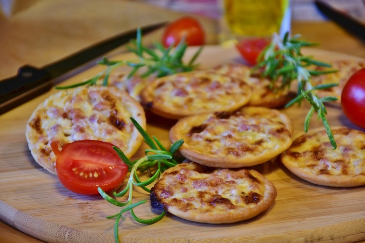 Tarte Flambee with Bacon and Onion Recipe